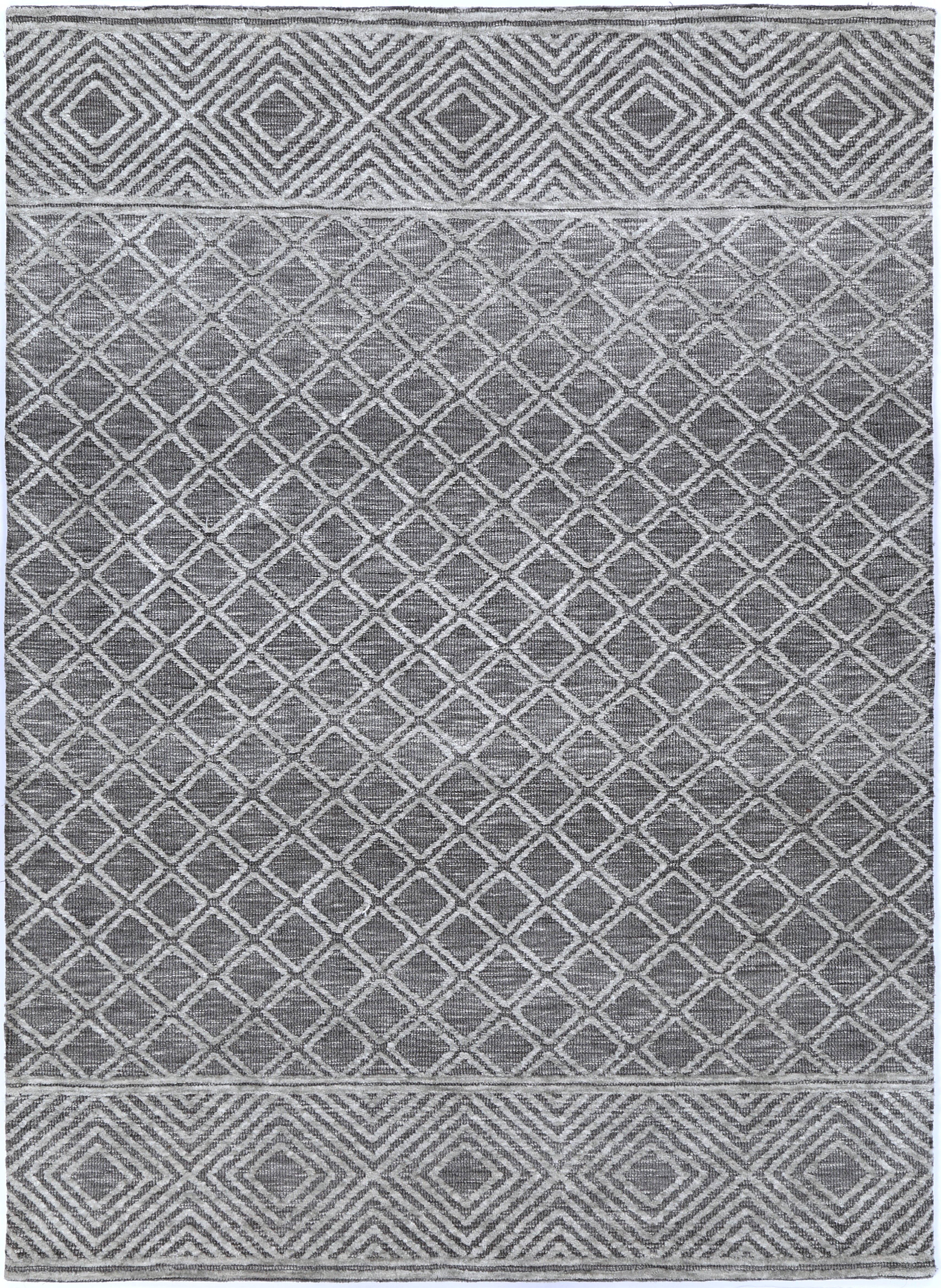 Alayah Diamond Trellis Silver Rug product shot